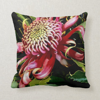 "Brilliantly Red" floral Cushion