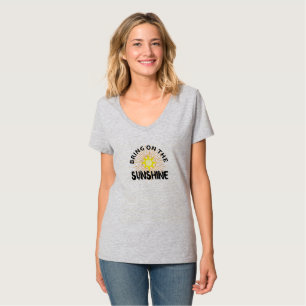 Bring On The Sunshine Design - Women's Basic V-Nec T-Shirt