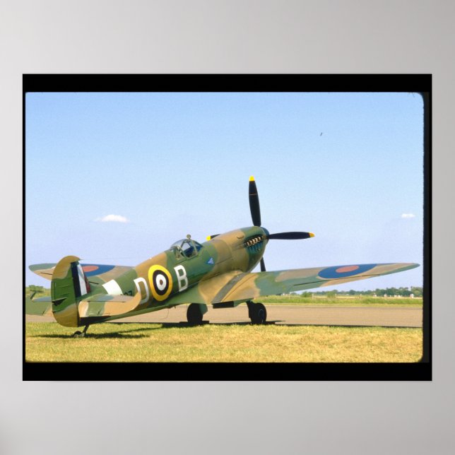 British Spitfire, Rear Quarter View_WWII Planes Poster (Front)