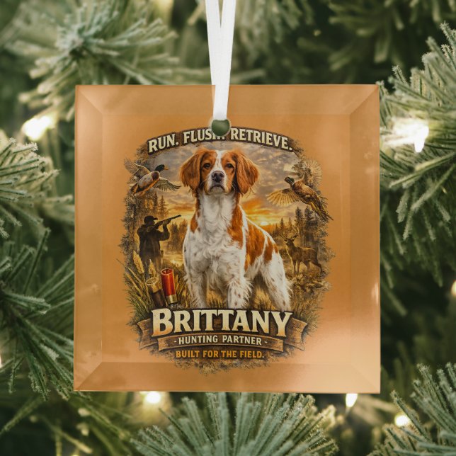 Brittany Spaniel Glass Tree Decoration (Insitu)