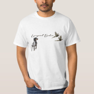 Brittany Spaniel hunts in the field      T-Shirt