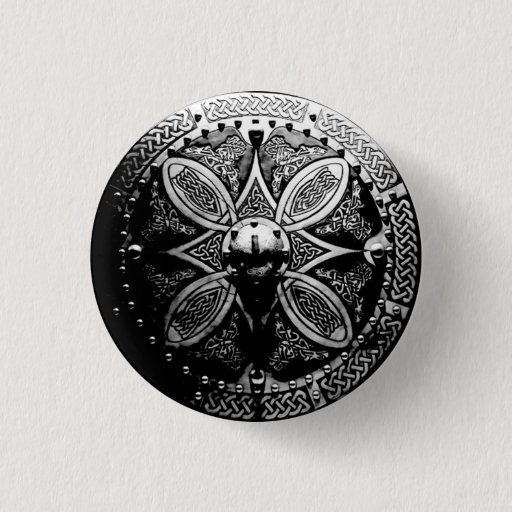 Image of Brooch Targe Pin