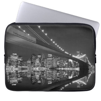 Brooklyn Bridge and Manhattan Skyline Laptop Sleeve