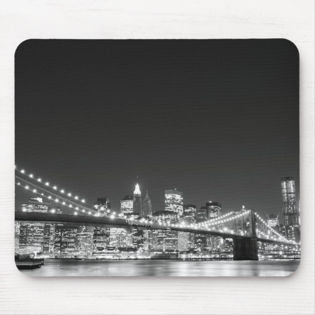 Brooklyn Bridge and Manhattan Skyline Mouse Mat (Front)