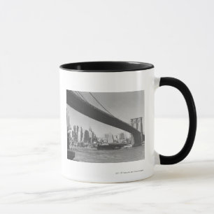 Brooklyn bridge and Manhattan skyline New York Mug