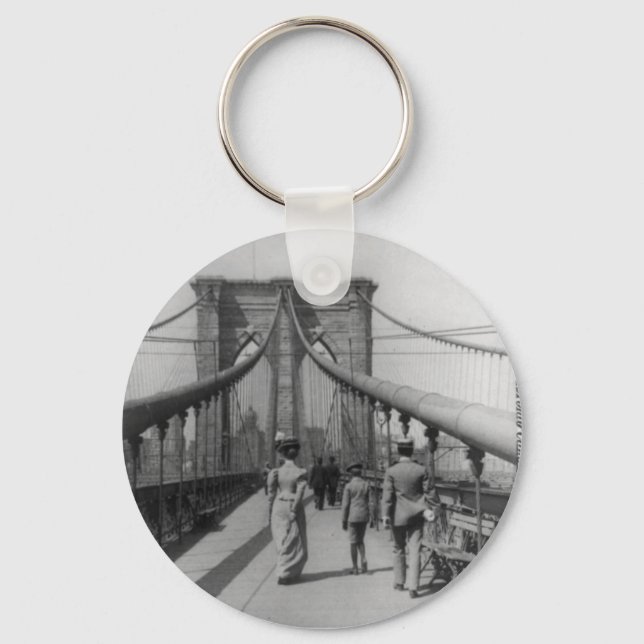 Brooklyn Bridge Crossing Key Ring (Front)