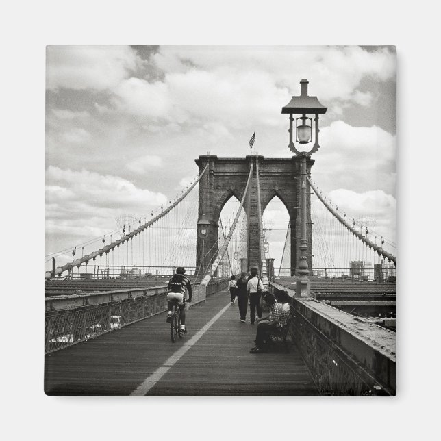 Brooklyn Bridge Magnet (Front)