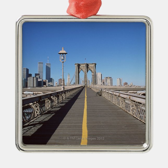 Brooklyn Bridge Metal Tree Decoration (Front)