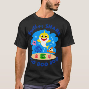 Brother Shark Gift Cute Baby Shark Design Family T-Shirt