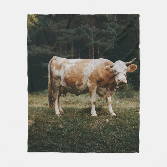 BROWN AND WHITE CHAINED COW FLEECE BLANKET (Front)