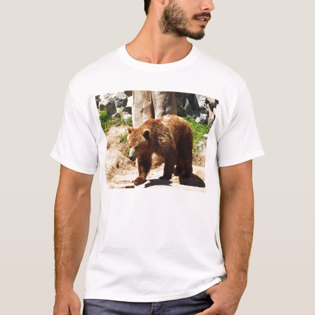 Brown bear walking T-Shirt (Front)