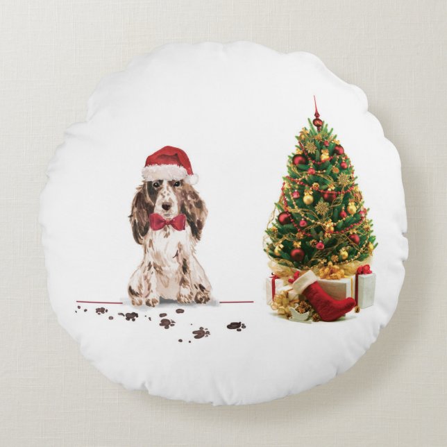 Brown Cocker Spaniel Funny Christmas Dog with Tree Round Cushion (Front)
