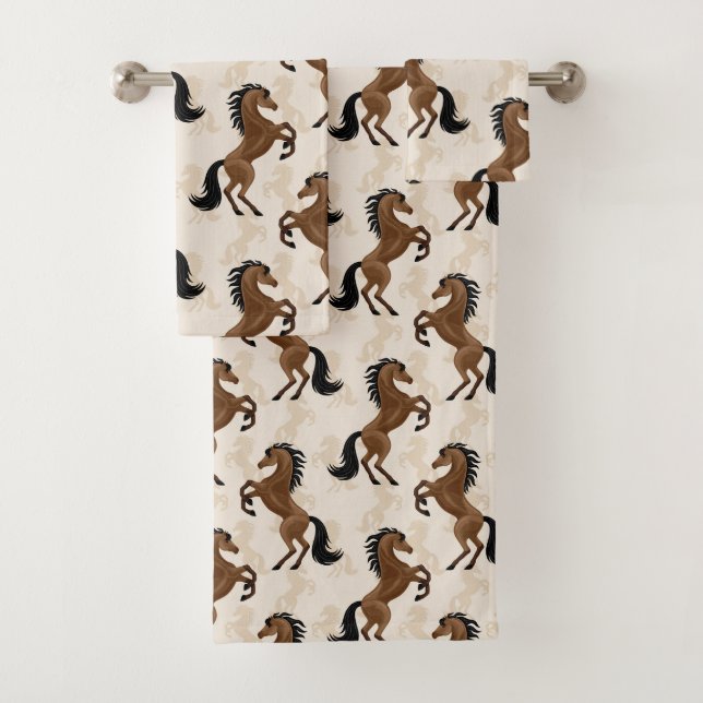 Brown Country Horses Bath Towel Set (Insitu)