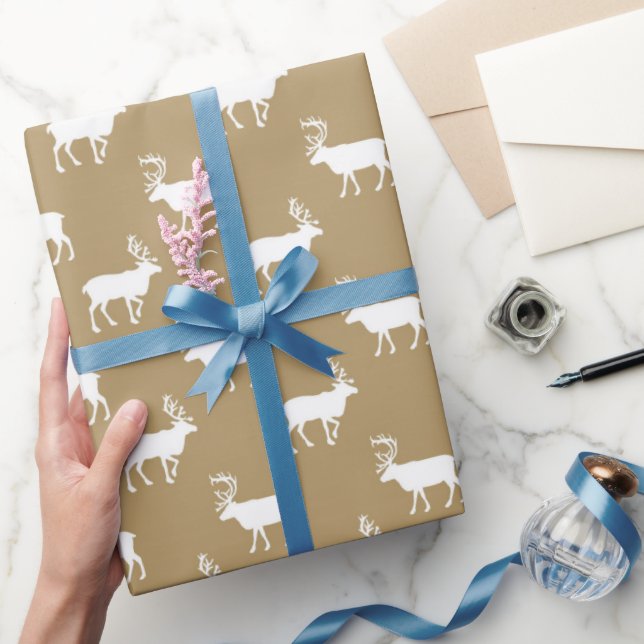 Brown Country moose pattern wrapping paper (Gifting)
