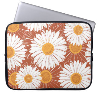 Brown Daisies: Seamless Flower Pattern Laptop Sleeve