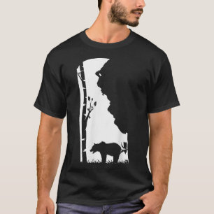 Brown Grizzly Bear Hunting - Delaware map Hunter T-Shirt