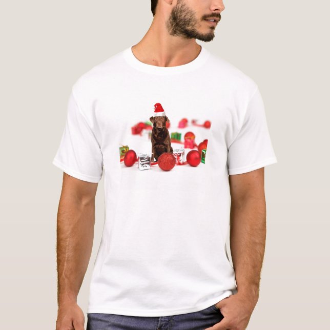 Brown Labrador Dog Christmas w Gifts Santa Hat T-Shirt (Front)