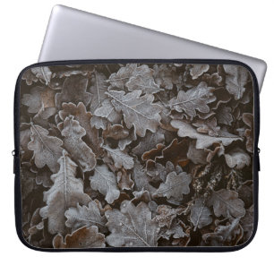 Brown leaves laptop sleeve