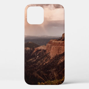 BROWN ROCKY MOUNTAIN UNDER CLOUDY SKY DURING DAYTI iPhone 12 CASE