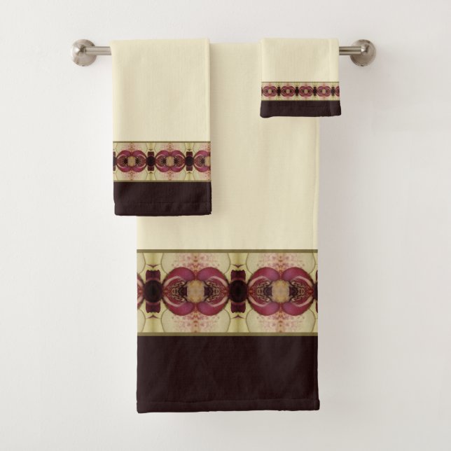 Brown With Elegant Designer Stripe Accent Bath Towel Set (Insitu)