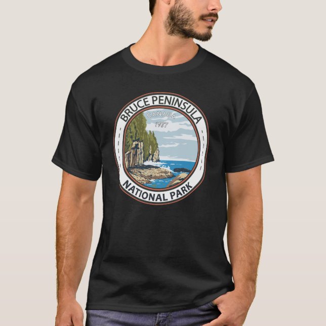 Bruce Peninsula National Park Canada Vintage Badge T-Shirt (Front)