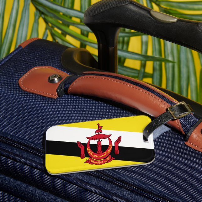 Brunei Flag Luggage Tag (Front Insitu 3)