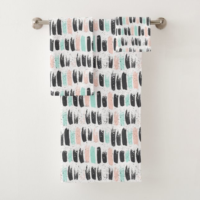 Brushes & Ink Strokes Pattern Bath Towel Set (Insitu)
