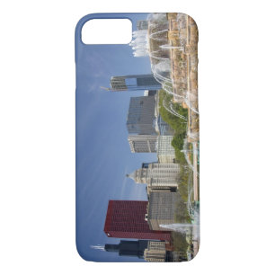 Buckingham Fountain located in Grant Park, 2 iPhone 8/7 Case