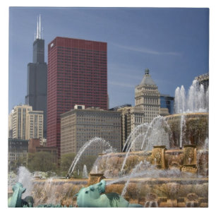 Buckingham Fountain located in Grant Park, Tile