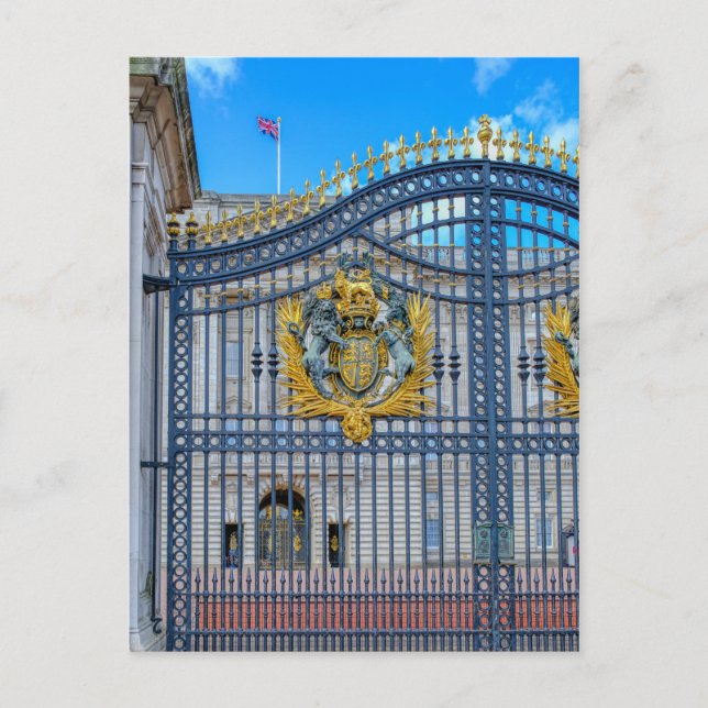 Buckingham Palace Gates, London UK Postcard (Front)