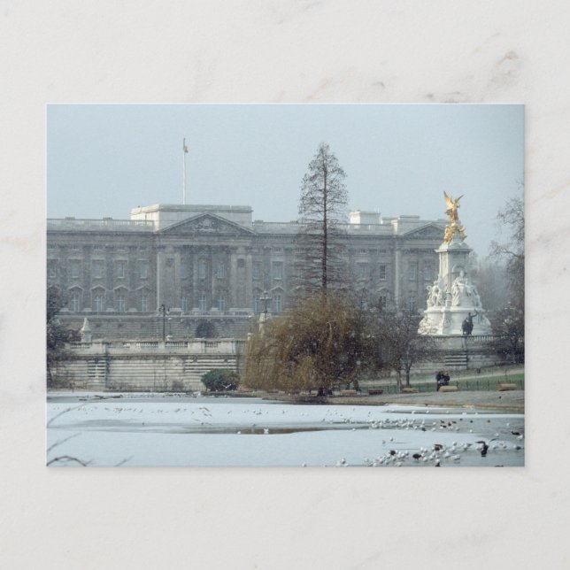 Buckingham Palace London Postcard (Front)