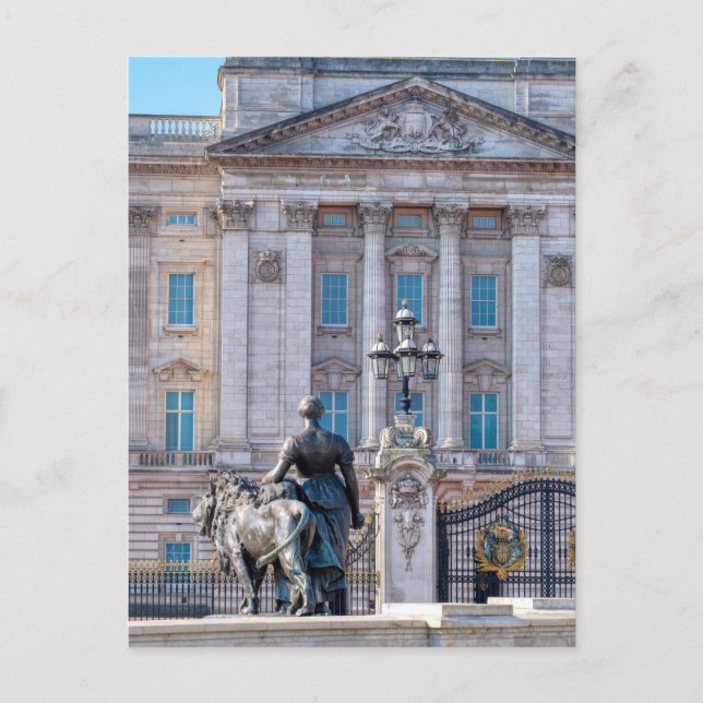 Buckingham Palace, London UK Postcard (Front)