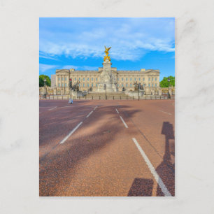 Buckingham Palace, London UK Postcard