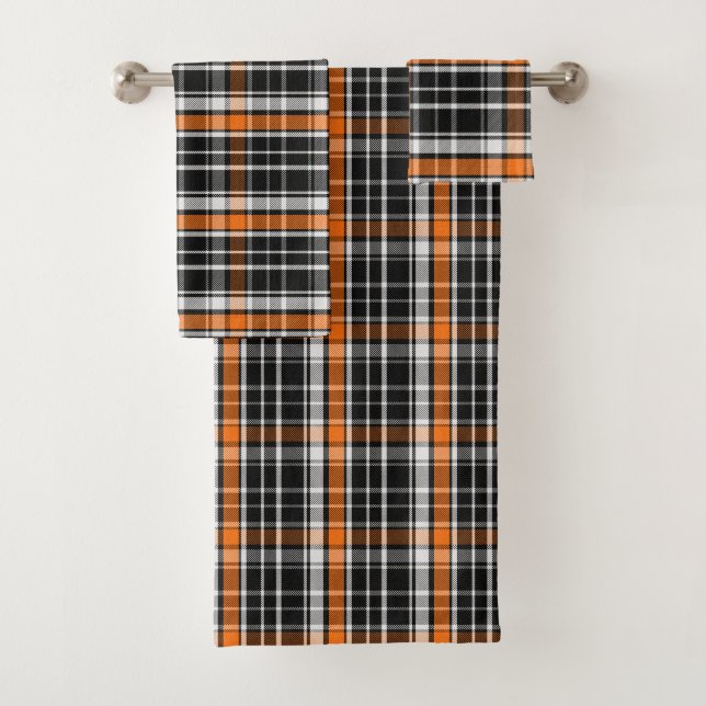  Buffalo Plaid Halloween Pattern Bath Towel Set (Insitu)