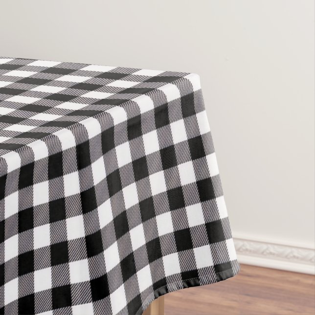 Buffalo Plaid Print Tablecloth (In Situ)