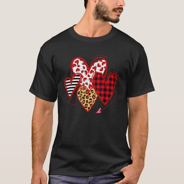 Buffalo Red Black Plaid And Leopard Hearts Valenti T-Shirt (Front)
