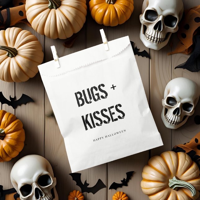 Bugs and Kisses Halloween  Favour Bags (Creator Uploaded)