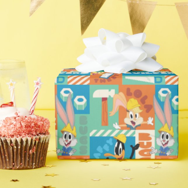 BUGS BUNNY BUILDERS™| Character Grid Pattern Wrapping Paper (Birthday Party)