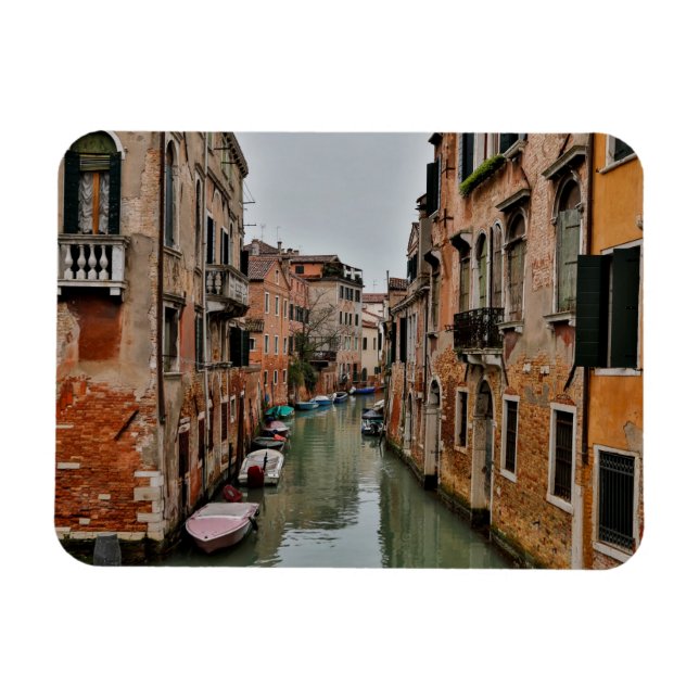 Buildings along canals of Venice Magnet (Horizontal)