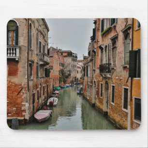 Buildings along canals of Venice Mouse Mat