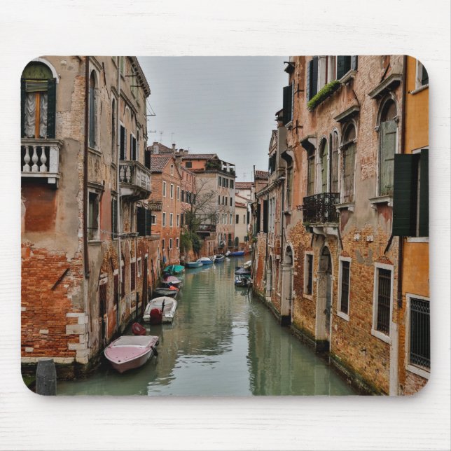 Buildings along canals of Venice Mouse Mat (Front)