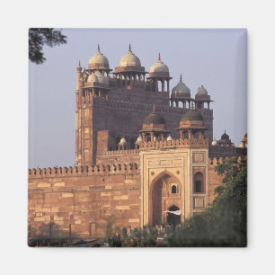 Buland Darwaza Gate of Victory) to the Dargah Magnet
