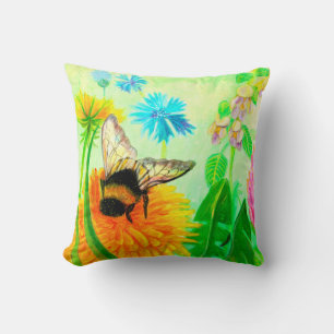 Bumblebee on dandelion cushion