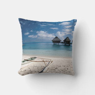 Bungalows from beach Motu Toopua Cushion