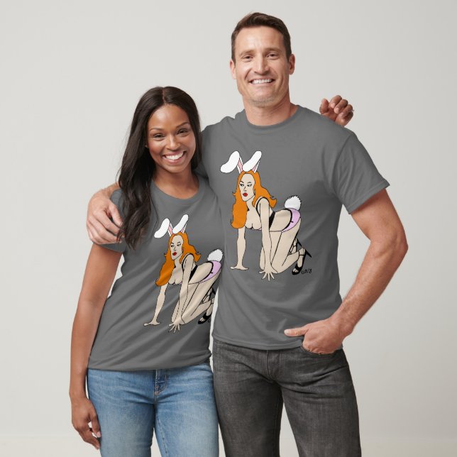 bunnygirl   T-Shirt (Unisex)