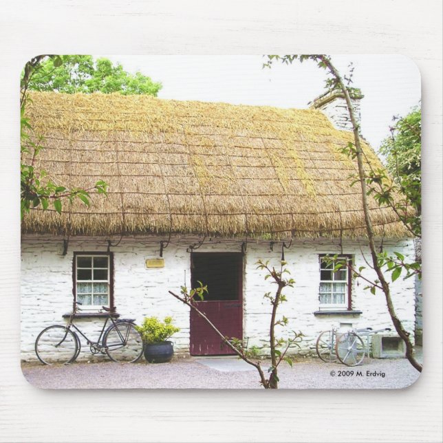 Bunratty Ireland Cottage Mouse Mat (Front)