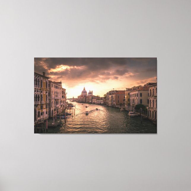 BURANO, VENICE, ITALY CANVAS PRINT (Front)