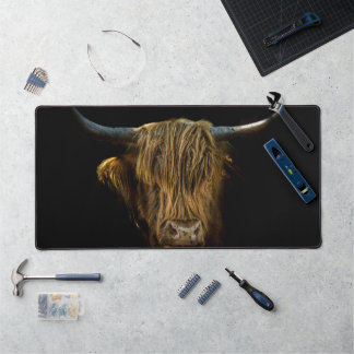 Bureau protector portret Scottish highlands Desk Mat