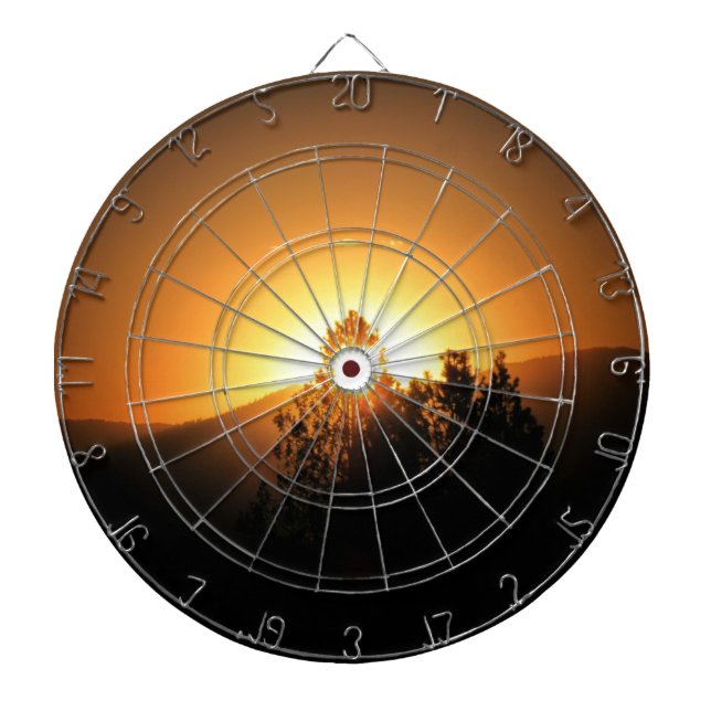 Burn a bullseye! dartboard (Front)
