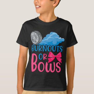 Burnouts or Bows Gender Reveal party Idea for mum  T-Shirt